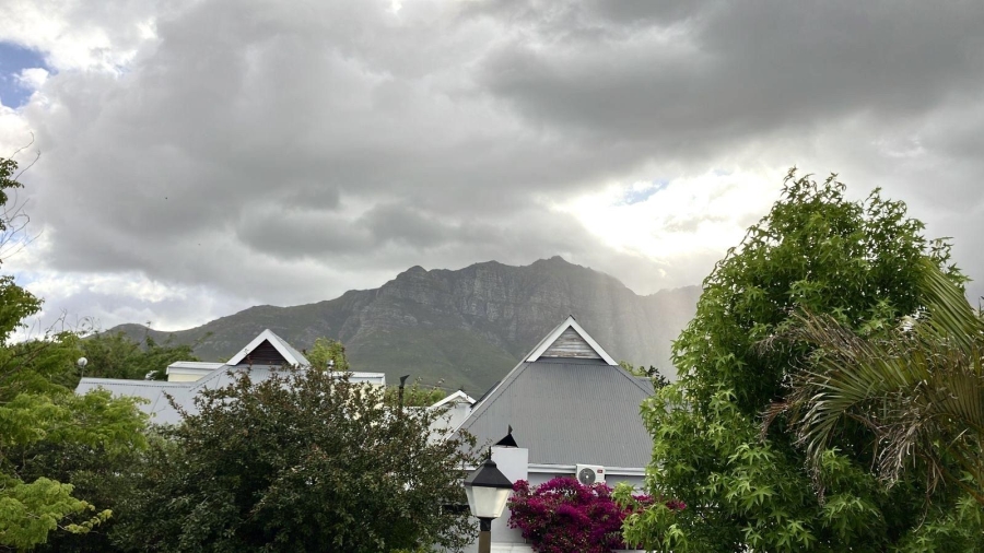 To Let 3 Bedroom Property for Rent in Paradyskloof Western Cape